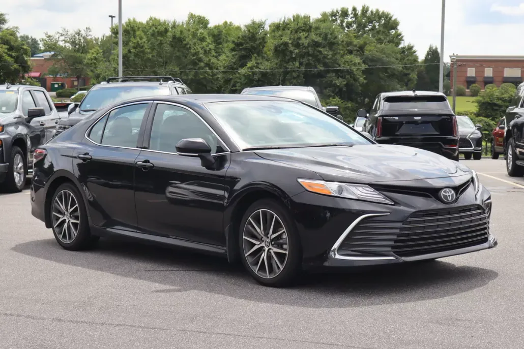 2024 Toyota Camry XLE photo 1