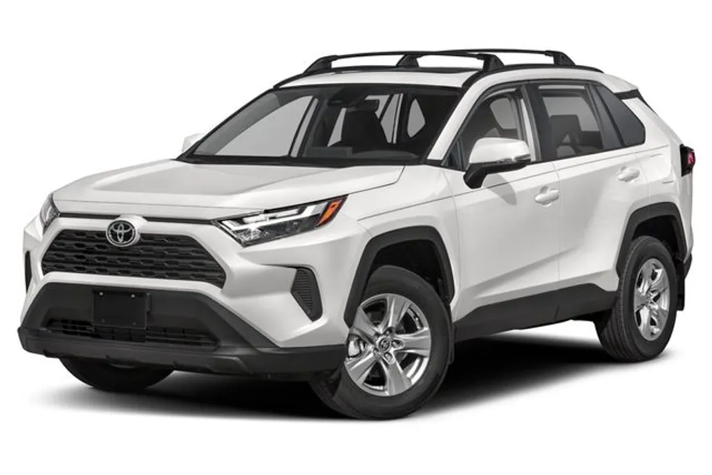 2022 Toyota RAV4 XLE photo 1