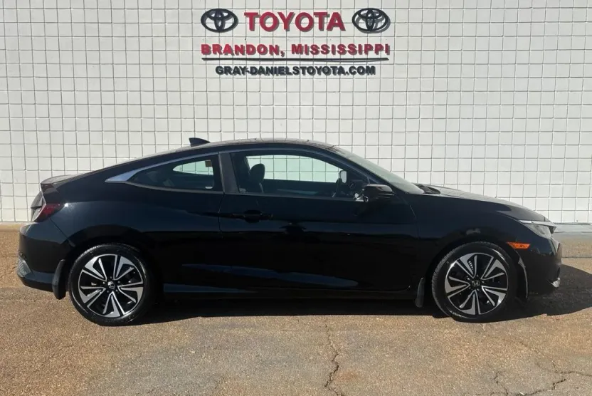 2016 Honda Civic EX-T photo 1
