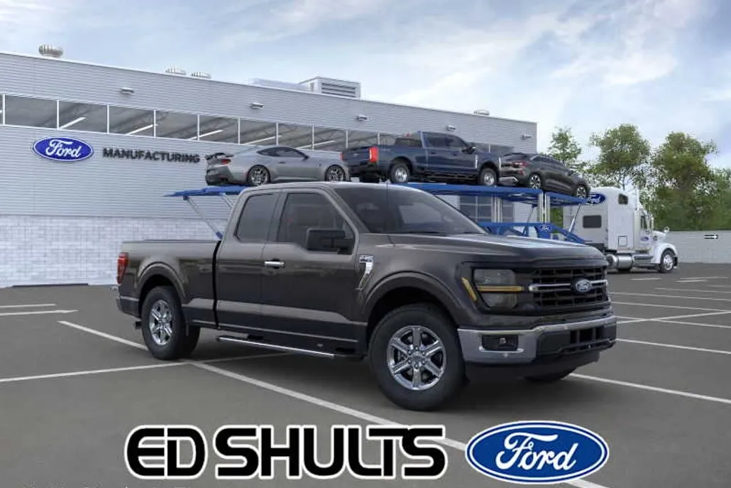 2025 Ford F-150 XLT photo 1