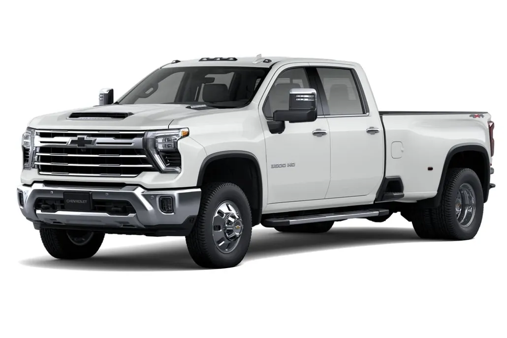 2026 Chevrolet Silverado 3500HD LTZ photo 1