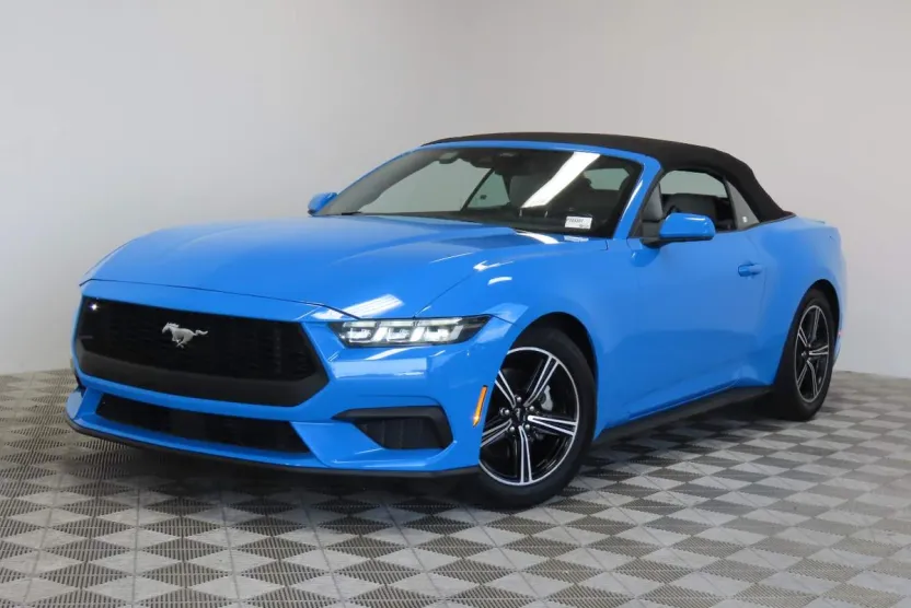 2024 Ford Mustang EcoBoost Premium photo 1