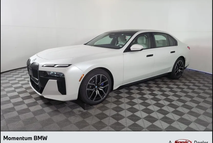 2025 Bmw 740i Sedan photo 1