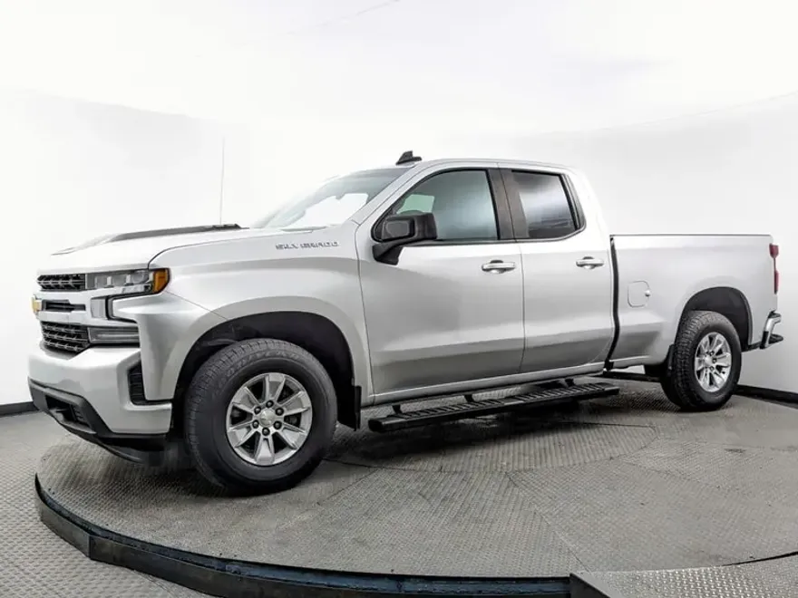 2020 Chevrolet Silverado 1500 LT photo 1