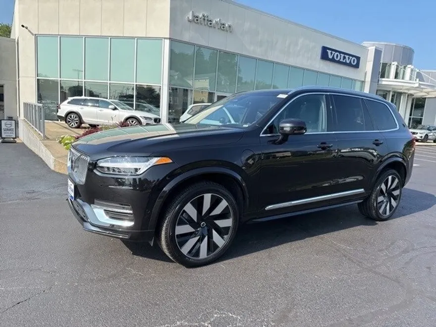 2023 Volvo XC90 Recharge Ultimate photo 1