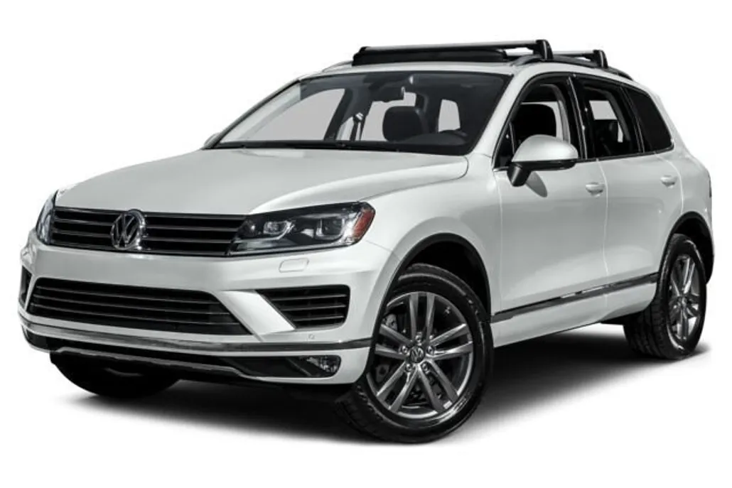 2017 Volkswagen Touareg V6 Wolfsburg Edition photo 1