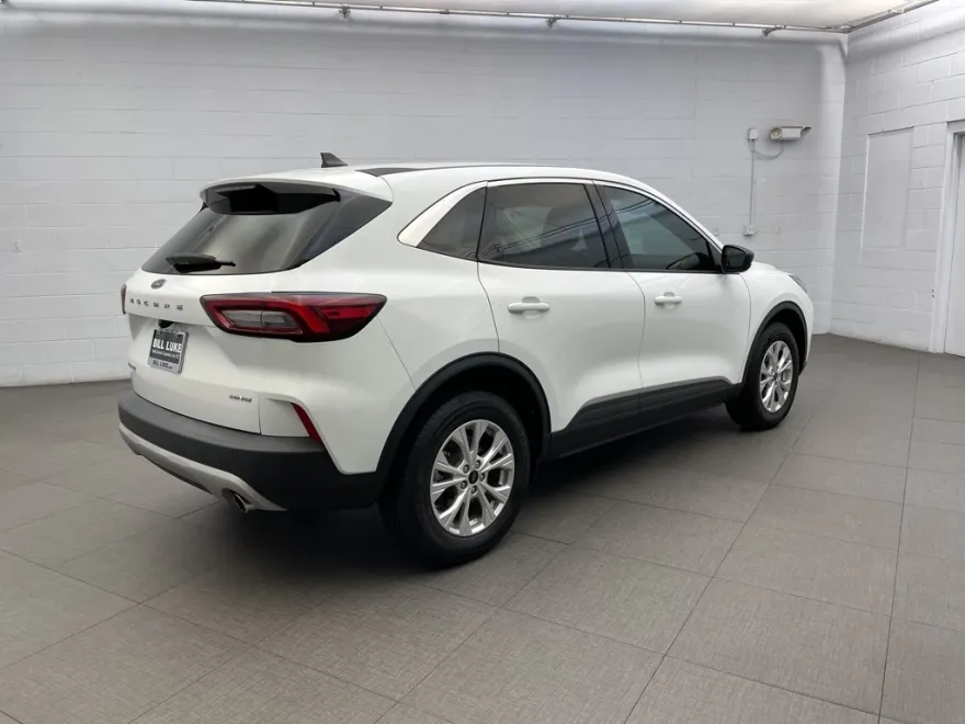 2023 Ford Escape Active photo 1