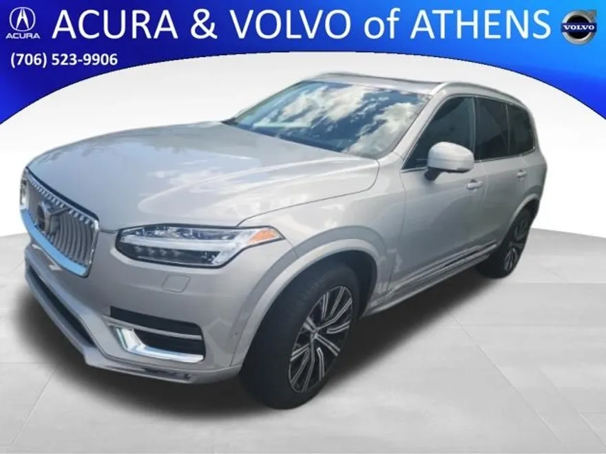 2023 Volvo XC90 B5 Plus photo 1