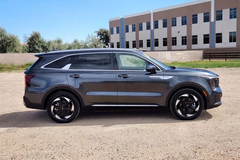 2025 Kia Sorento Hybrid EX photo 1