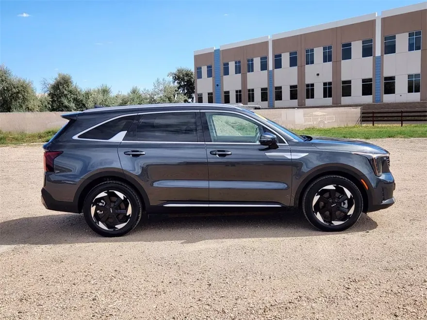 2025 Kia Sorento Hybrid EX photo 1