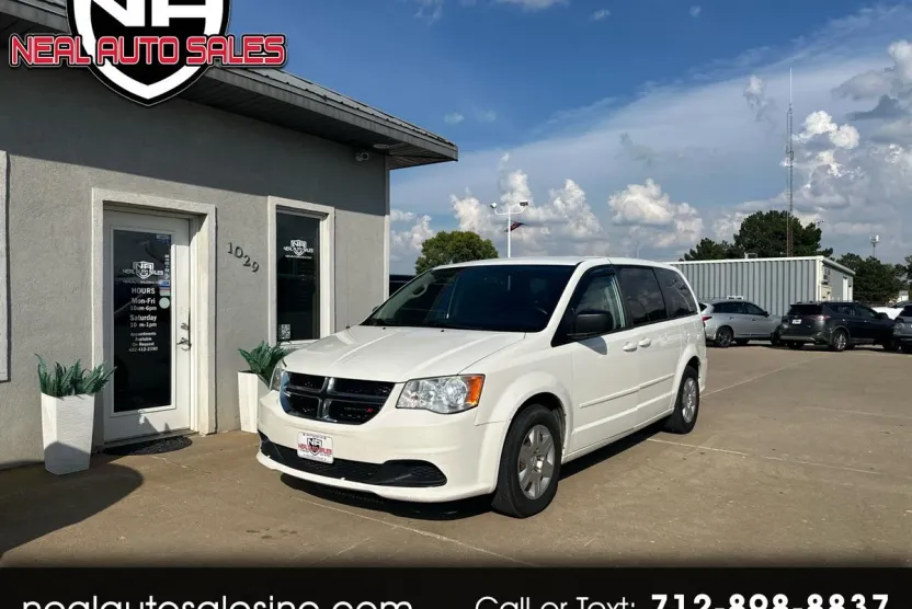 2013 Dodge Grand Caravan SE photo 1