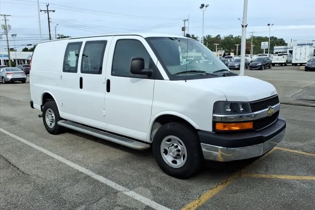 2023 Chevrolet Express Work Van Cargo photo 1