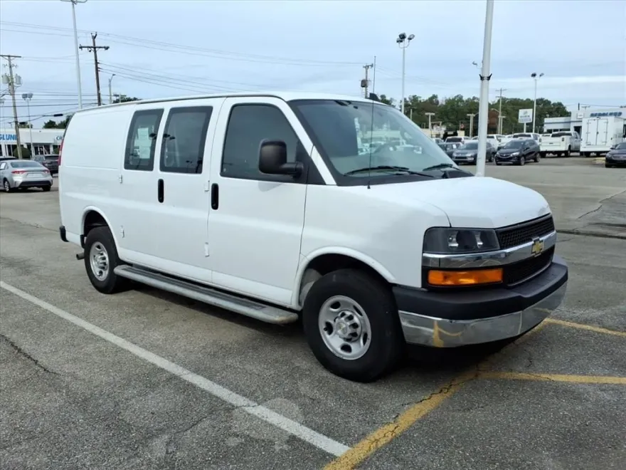2023 Chevrolet Express Work Van Cargo photo 1