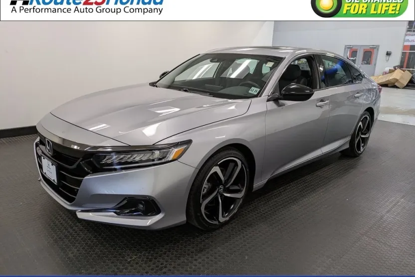 2021 Honda Accord Sport 2.0T photo 1