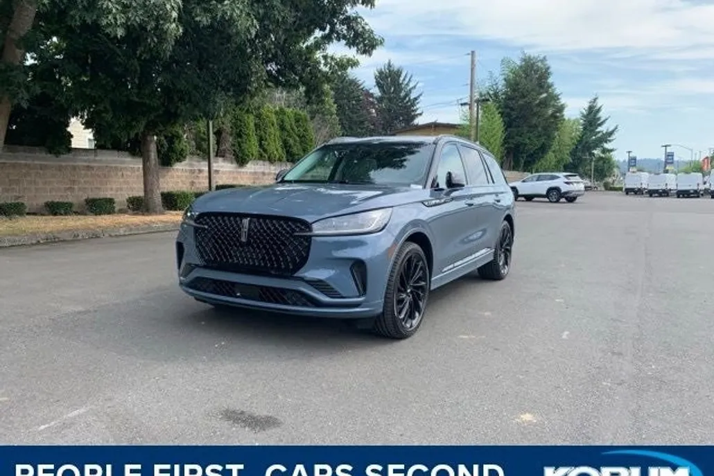 2025 Lincoln Aviator Reserve photo 1