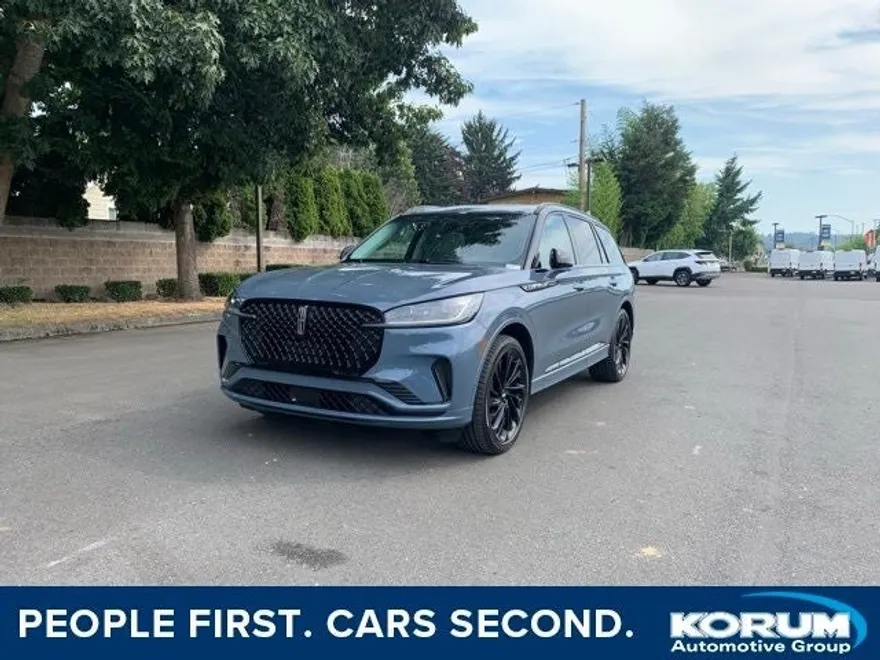 2025 Lincoln Aviator Reserve photo 1