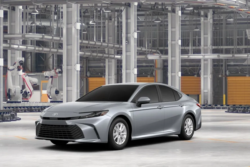 2026 Toyota Camry LE photo 1