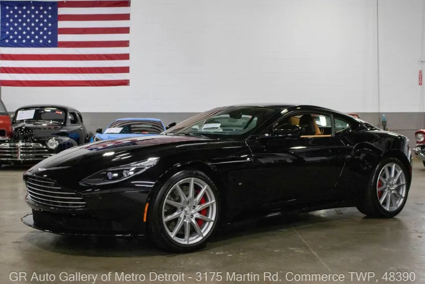 2017 Aston Martin DB11 AM5 photo 1