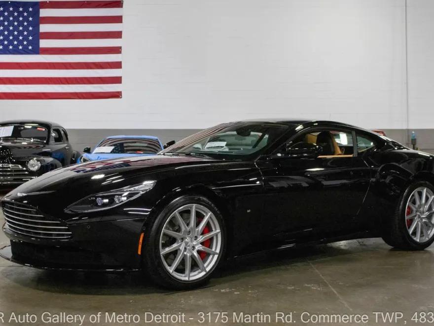 2017 Aston Martin DB11 AM5 photo 1