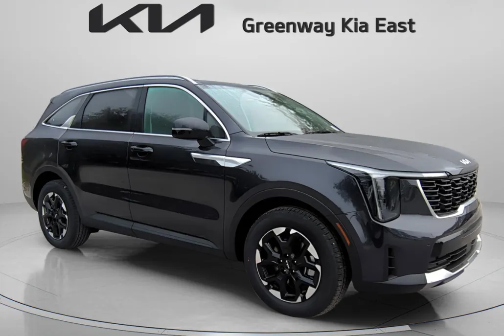 2025 Kia Sorento S photo 1