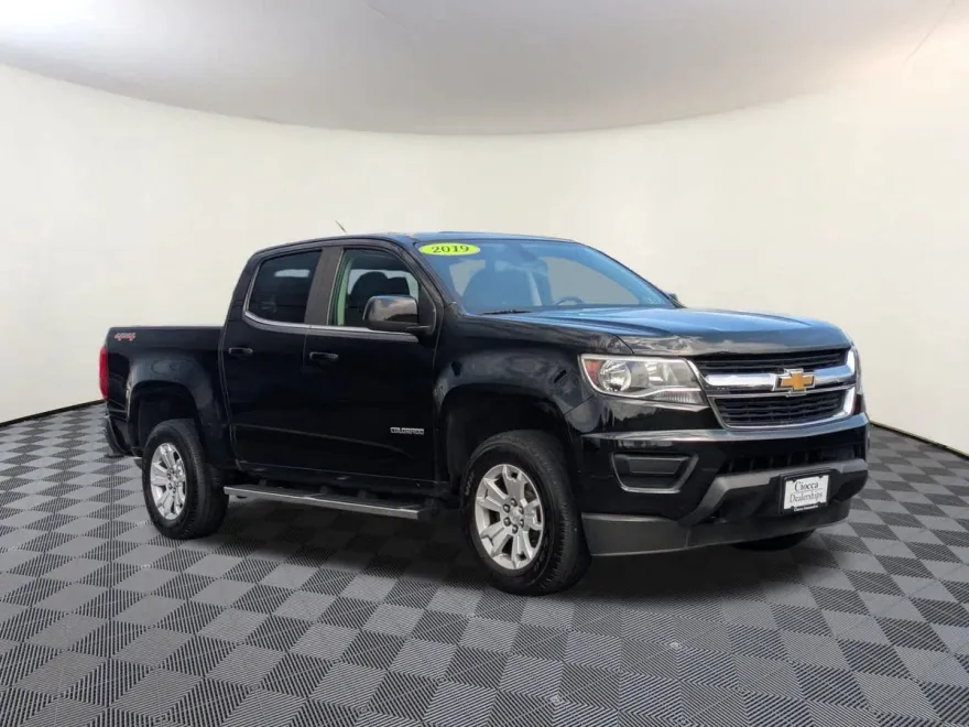 2019 Chevrolet Colorado LT photo 1