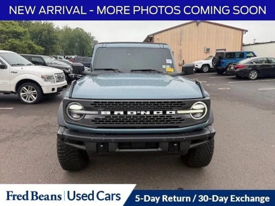 2021 Ford Bronco Base photo 1