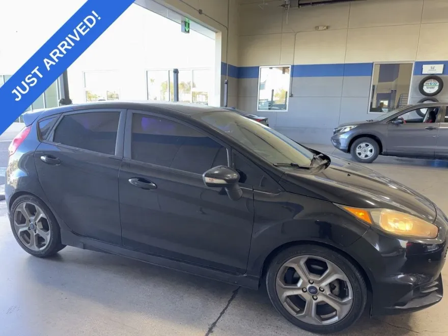 2018 Ford Fiesta ST photo 1