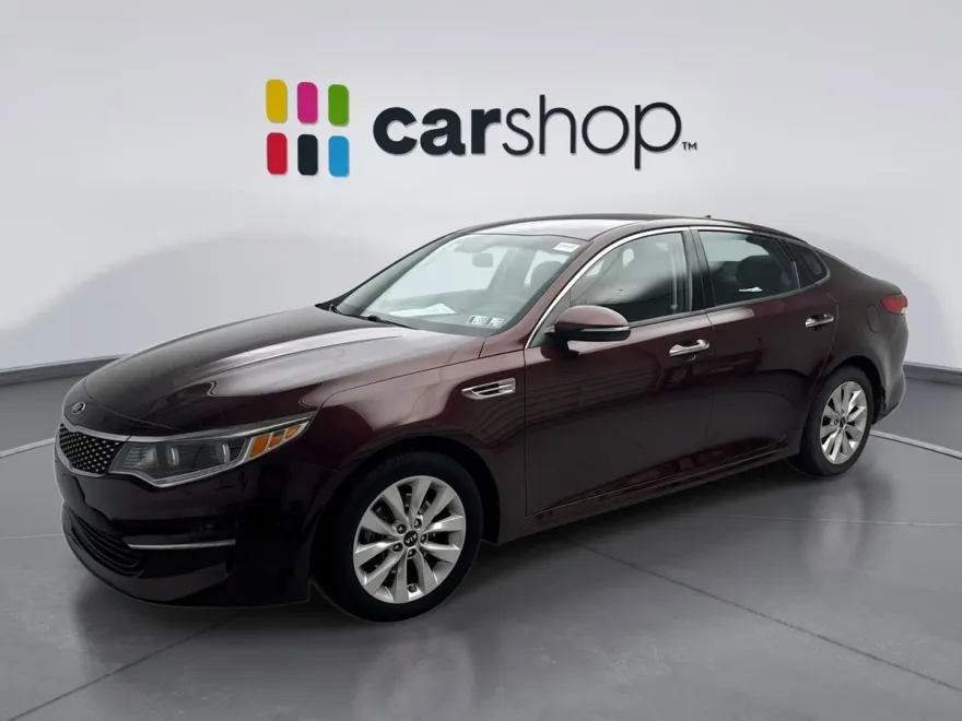 2017 Kia Optima EX photo 1
