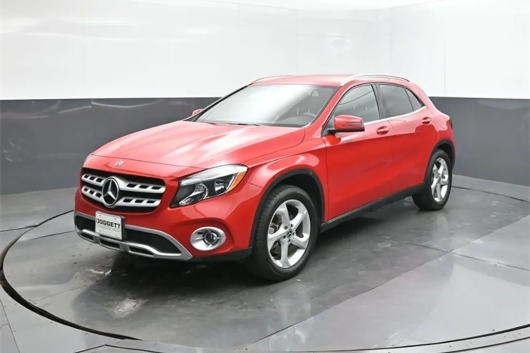 2019 Mercedes Benz GLA 250 photo 1