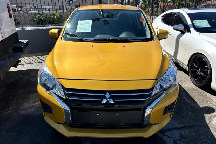 2024 Mitsubishi Mirage ES LE photo 1