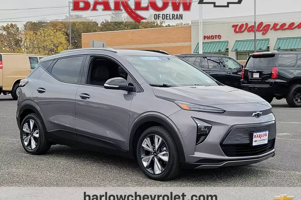 2022 Chevrolet Bolt EUV photo 1