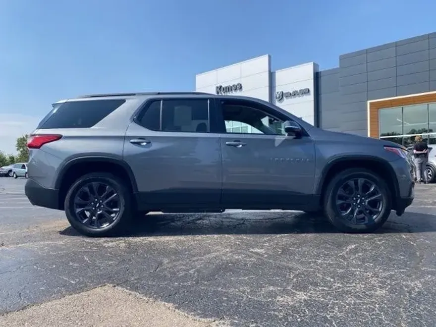 2020 Chevrolet Traverse RS photo 1