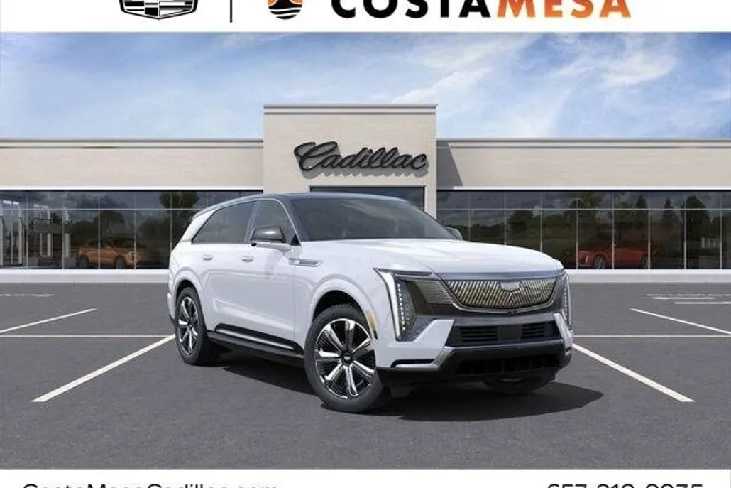 2025 Cadillac Escalade IQ Luxury photo 1