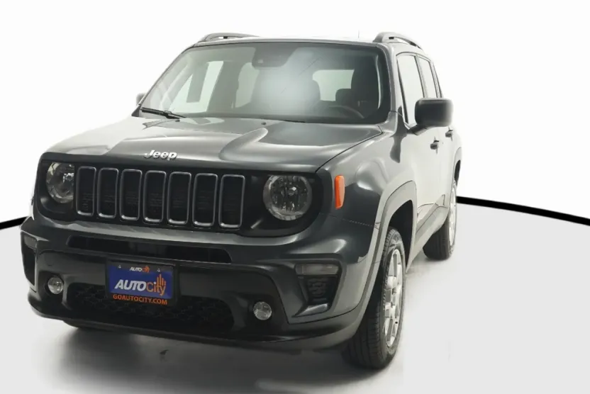 2022 Jeep Renegade Latitude photo 1
