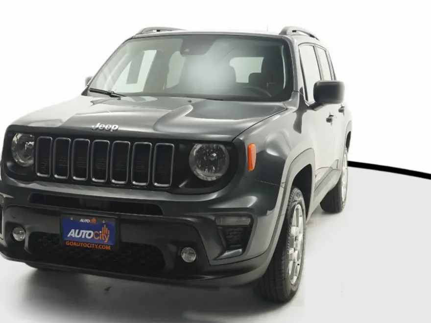 2022 Jeep Renegade Latitude photo 1