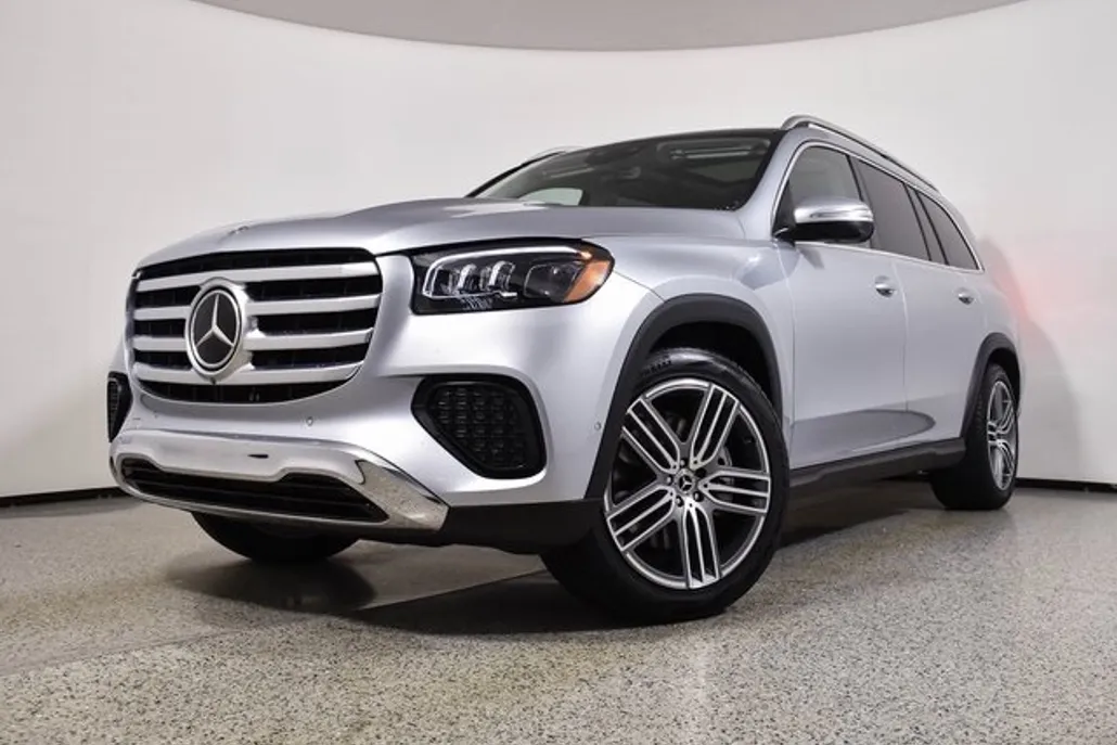 2024 Mercedes Benz GLS 450 photo 1
