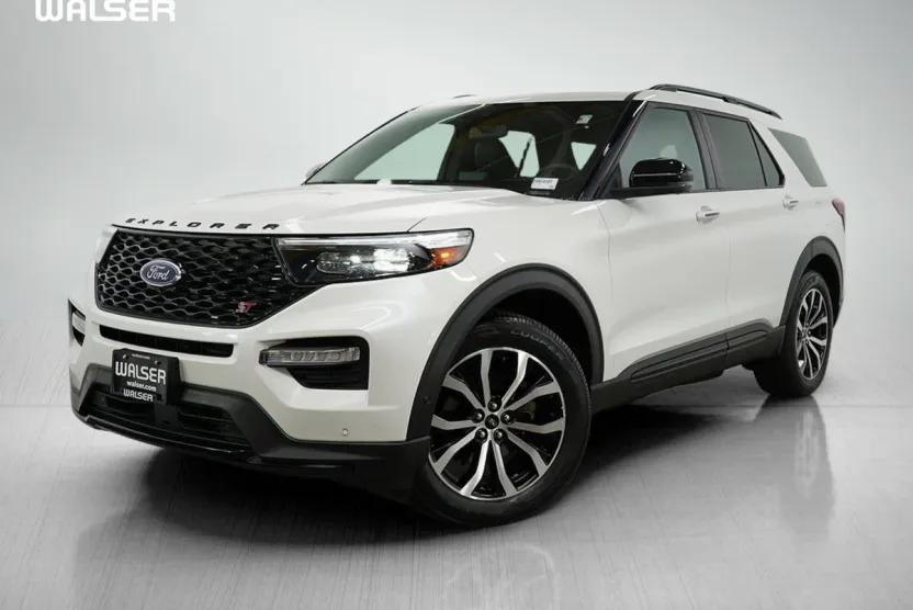 2020 Ford Explorer ST photo 1