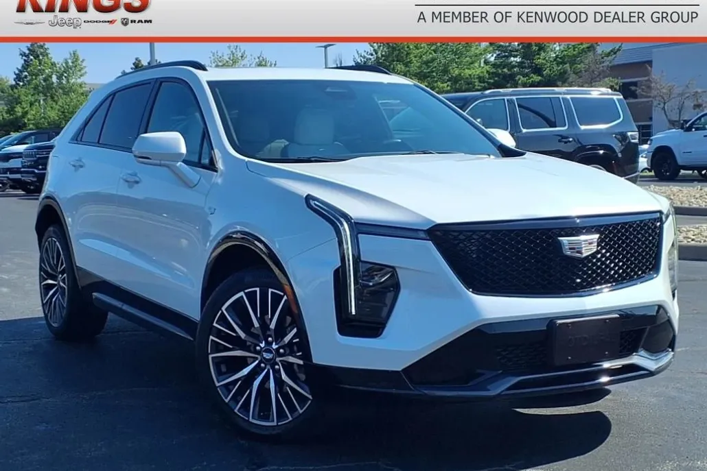 2024 Cadillac XT4 Sport photo 1