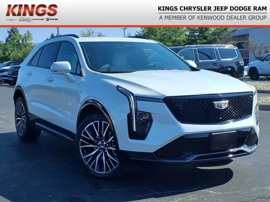 2024 Cadillac XT4 Sport photo 1