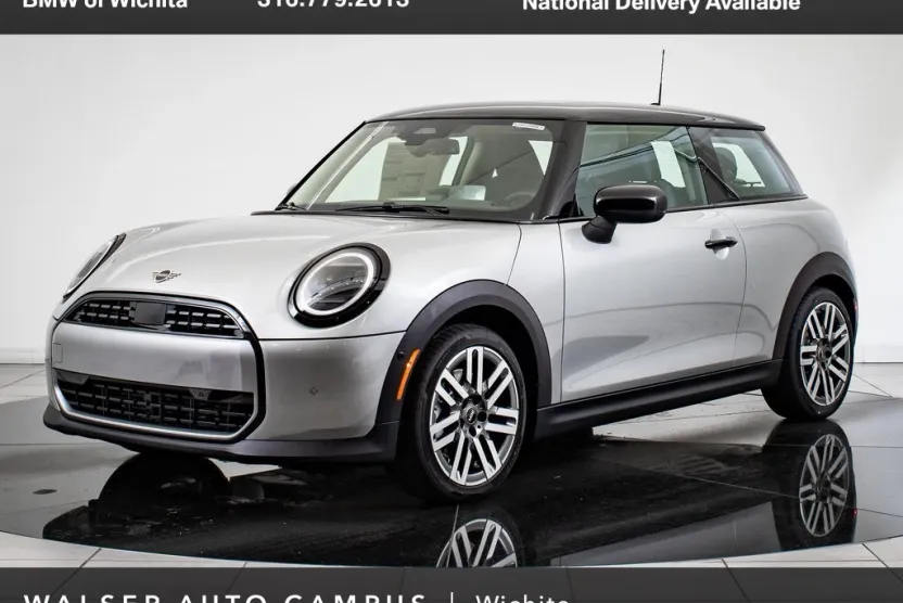 2025 Mini Cooper Signature photo 1