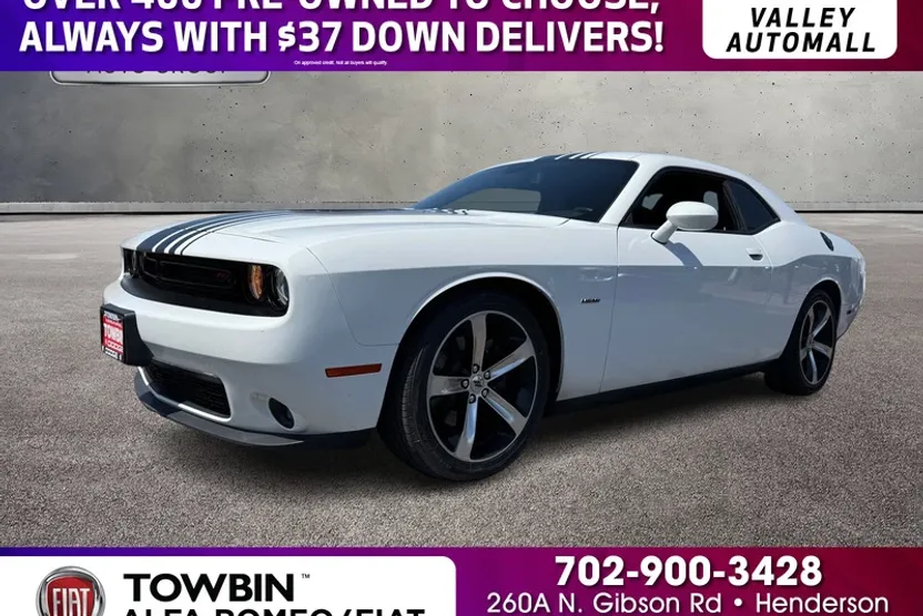 2018 Dodge Challenger R/T photo 1