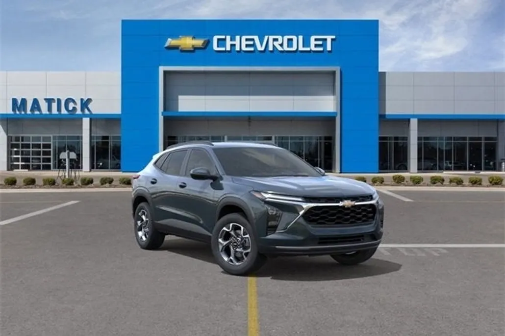 2025 Chevrolet Trax LT photo 1