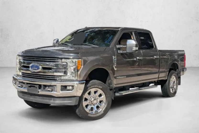 2017 Ford F-250 Lariat photo 1