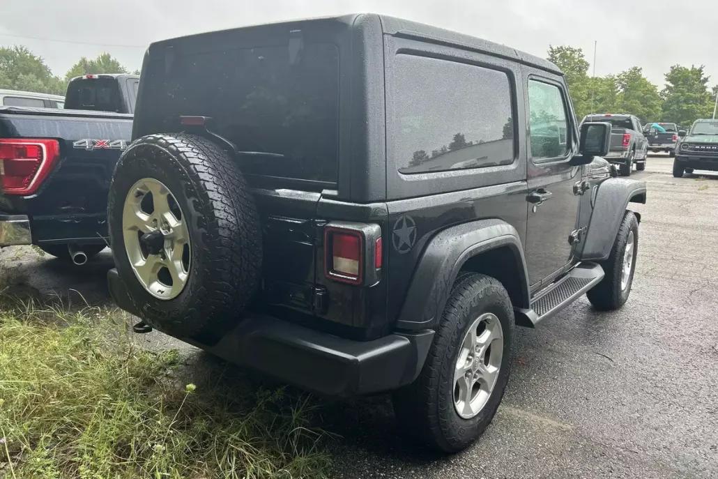 2021 Jeep Wrangler Freedom photo 1