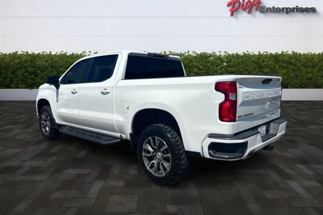 2022 Chevrolet Silverado 1500 photo 1