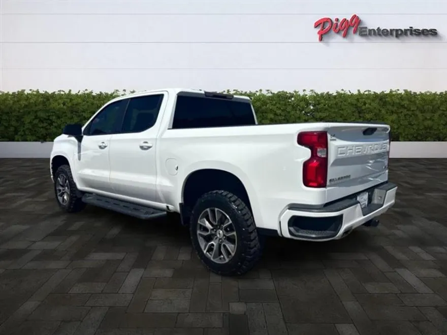 2022 Chevrolet Silverado 1500 photo 1