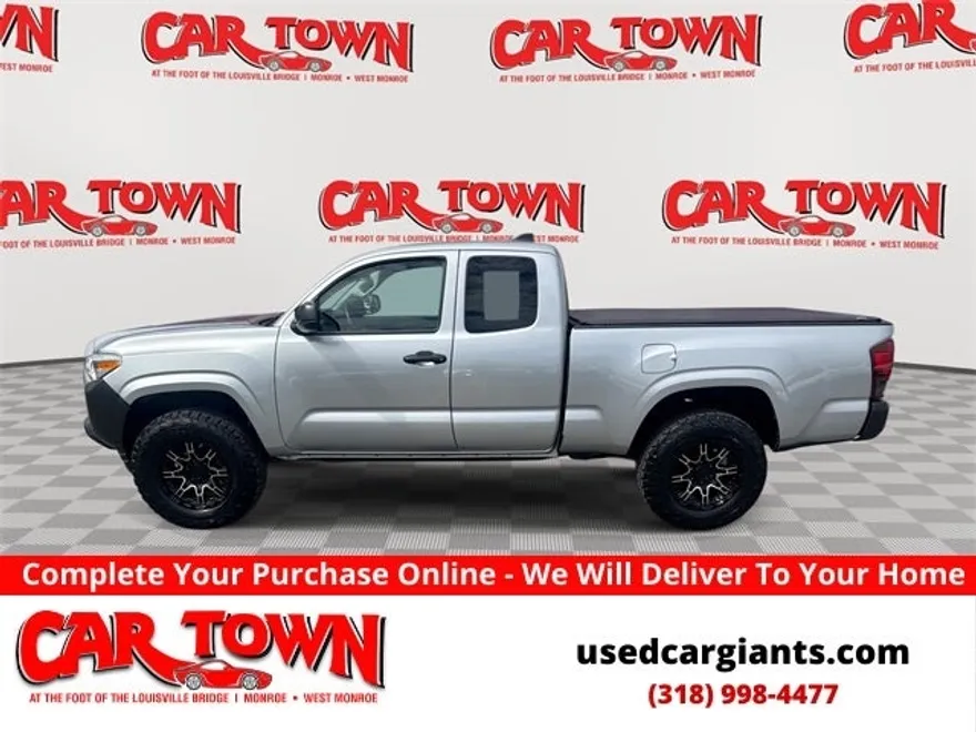 2022 Toyota Tacoma SR5 photo 1