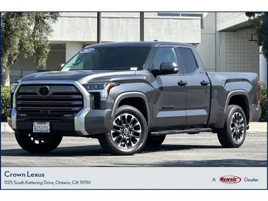 2023 Toyota Tundra Limited photo 1