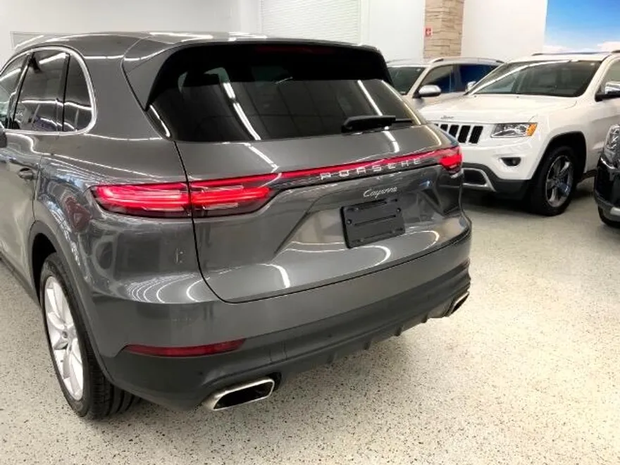 2019 Porsche Cayenne photo 38