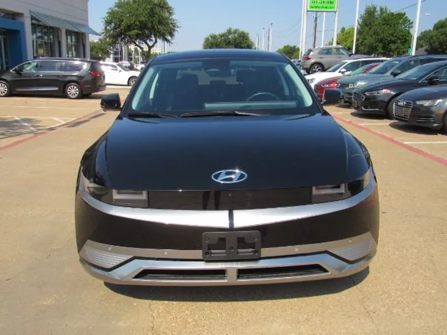 2024 Hyundai Ioniq 5 Limited photo 1